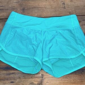 Lululemon Running Shorts Speed Up 2.5 size 4 teal blue - excellent condition